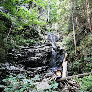 Cascada Vălul Miresei (Valea Iadului) place picture