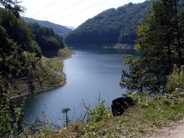 Lacul Lesu Bihor Valea Iadului Stana de Vale