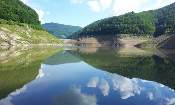 Lacul Lesu Bihor Valea Iadului Stana de Vale